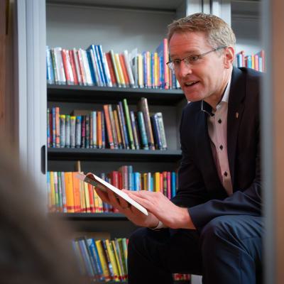Vorlesetag: Klasse 3c mit Herrn Günther (Quelle: Staatskanzlei SH), 15.11.2024