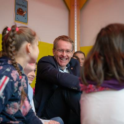 Vorlesetag: Klasse 3c mit Herrn Günther (Quelle: Staatskanzlei SH), 15.11.2024
