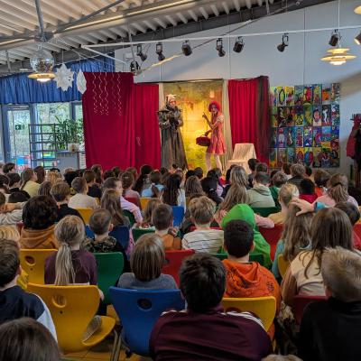 Galli-Theater: Rotkäppchen, 12.12.2024