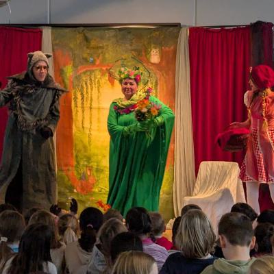 Galli-Theater: Rotkäppchen, 12.12.2024