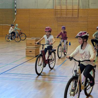 Frühradfahren, März 2025