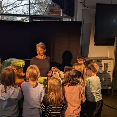 Puppentheater: Max, der Kugelkäfer, 10.12.2025